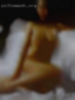 Username: novacjf68 or message milfs me her.