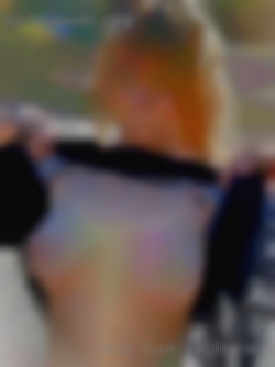 Whos fuck is the most horniest in camfrog.
